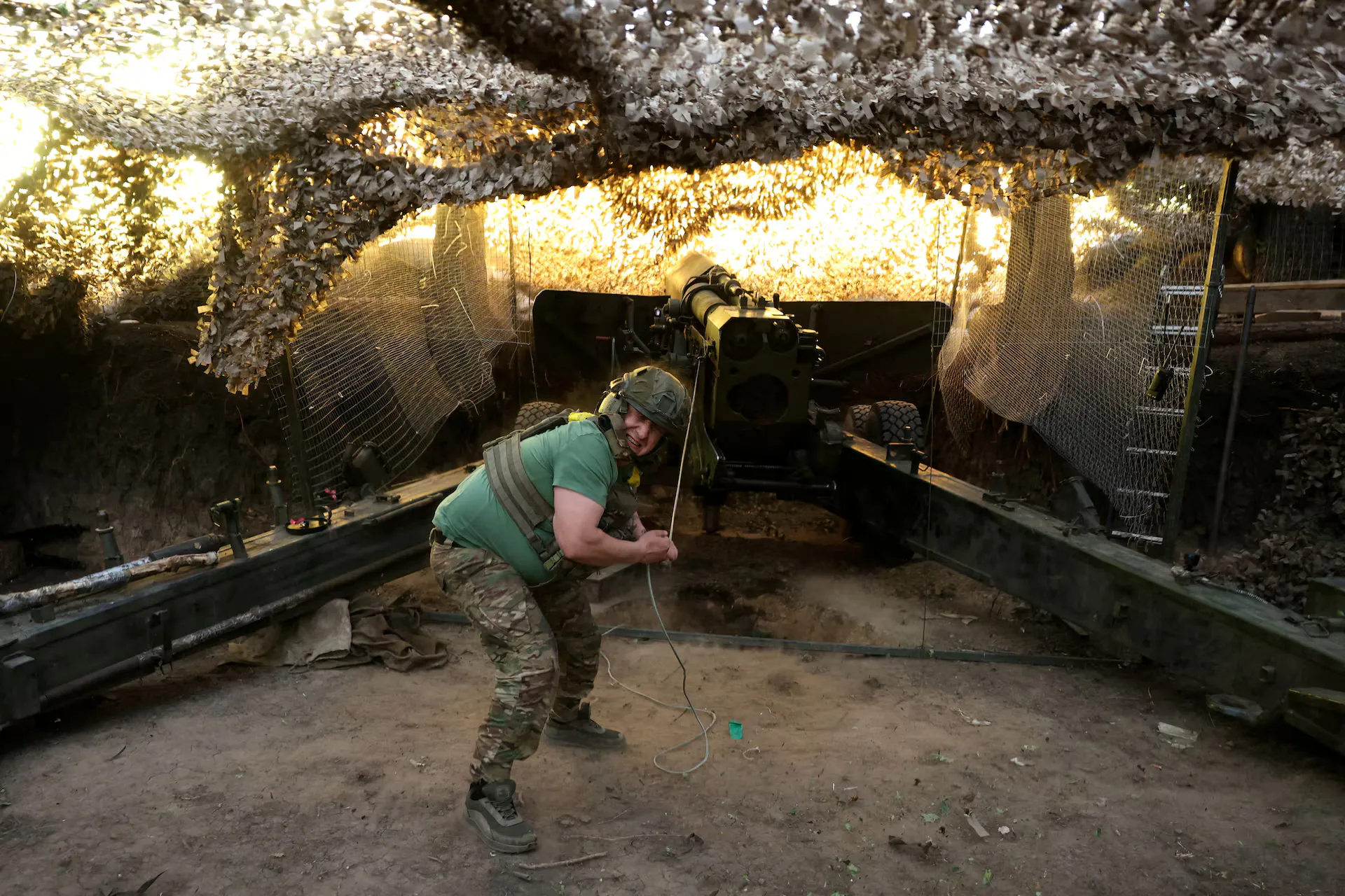 Дональд Трамп вперше використовує президентські повноваження для постачання зброї Україні: сигнал змін у політиці США